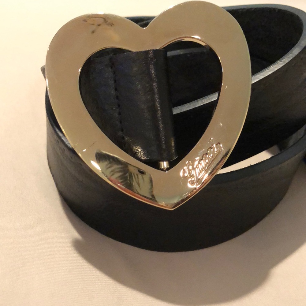 Silver heart Gucci belt